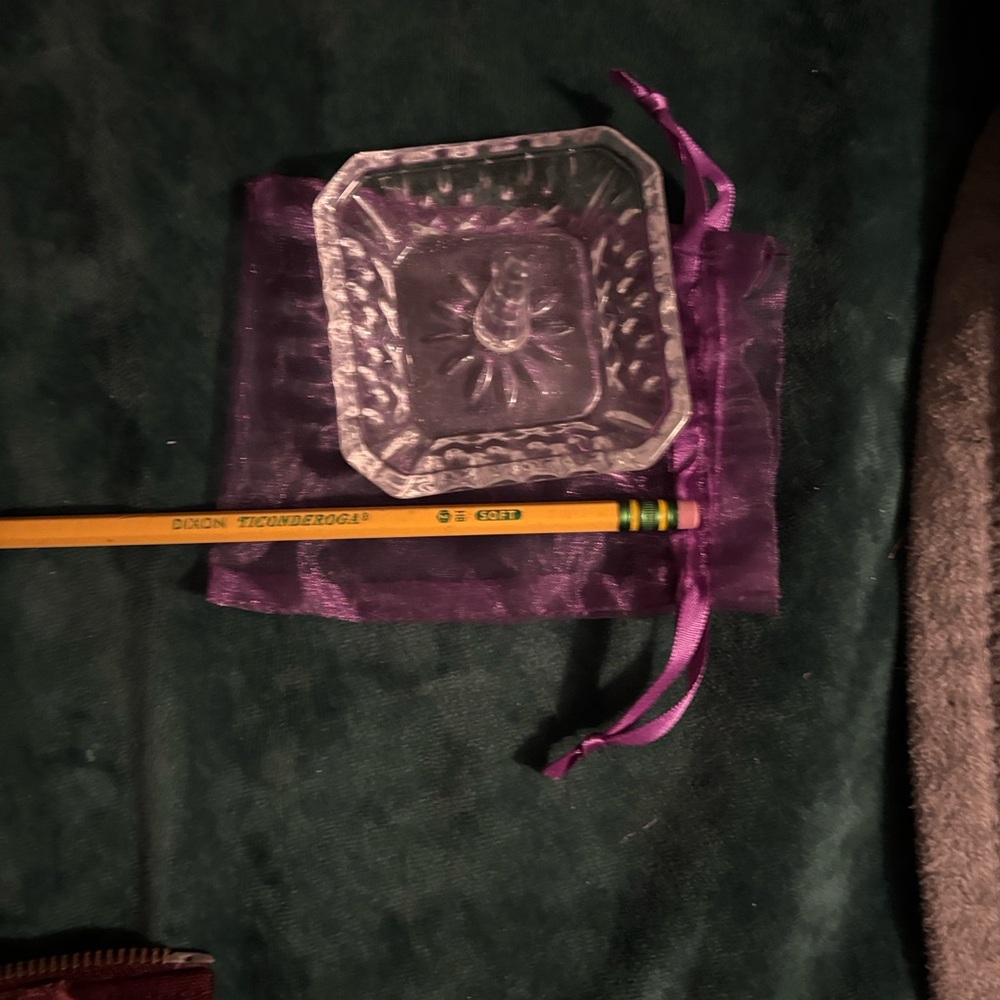 Clear Glass ring 💍 holder Dish with - Purple Pouch